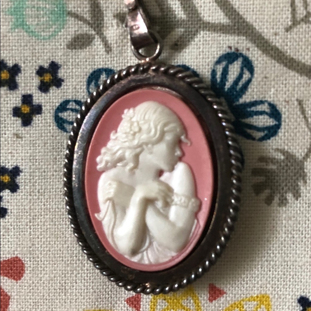 Art Deco revival cameo pendant